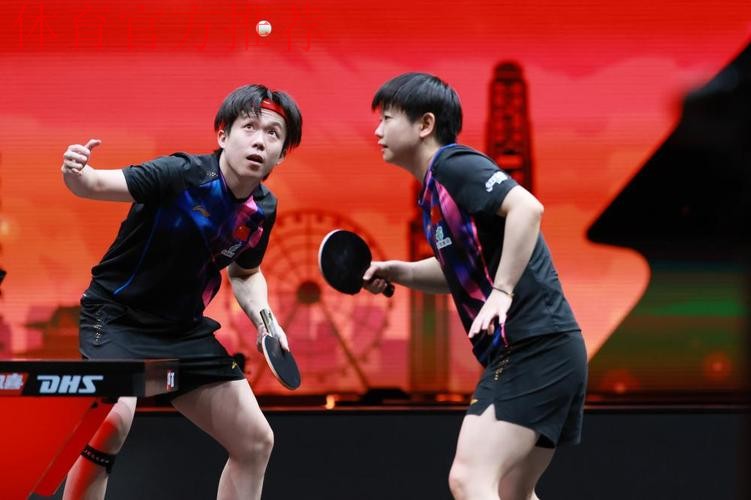 世乒联总决赛:林诗栋/蒯曼VS王楚钦/孙颖莎 集锦 世乒联总决赛:林诗栋/蒯曼VS王楚钦/孙颖莎 集锦