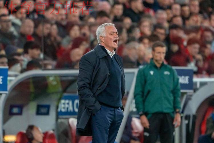 轰21脚输0-1!4连败后62岁穆帅破防再喷裁判:丑陋纵容药厂不道德 轰21脚输0-1!4连败后62岁穆帅破防再喷裁判:丑陋纵容药厂不道德